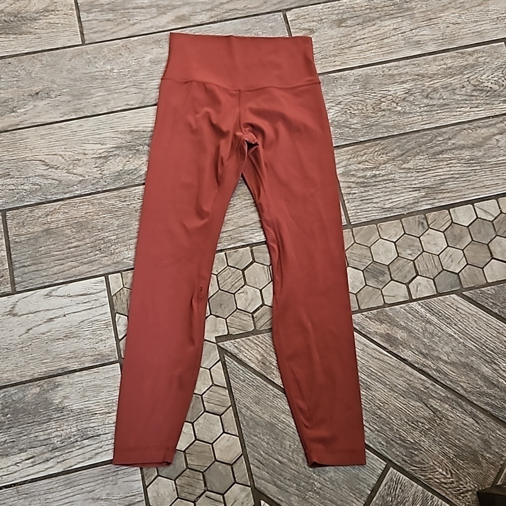 Love Tree Leggings Size Small